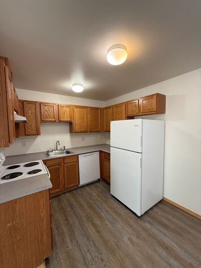 Building Photo - 1838/1840 Valencia St