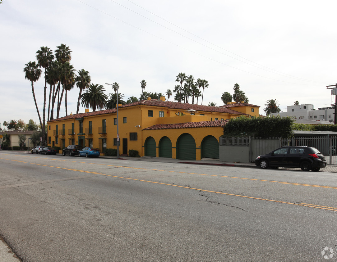 Primary Photo - Casa Laguna