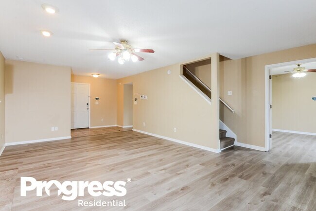 Building Photo - 452 Rocky Meadow Dr