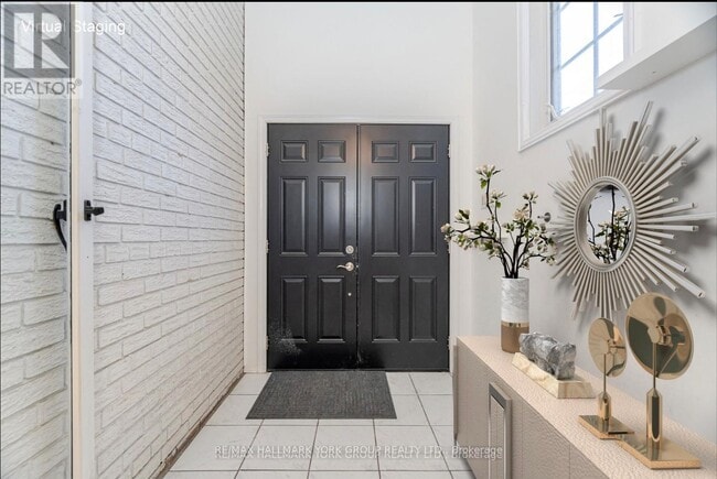 Building Photo - 57 Curzon St