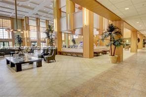 Foto del edificio - 918 Twin Lakes Dr