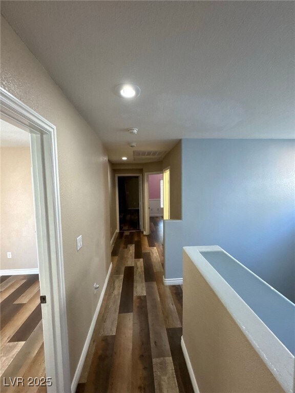 Foto del edificio - 8233 Shaded Arbors St