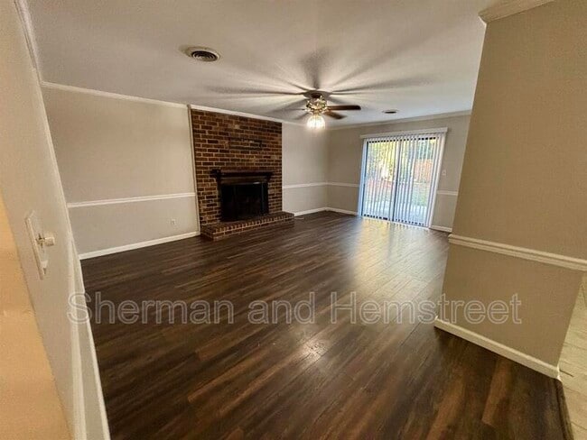 Foto del edificio - 4047 Indian Creek Rd