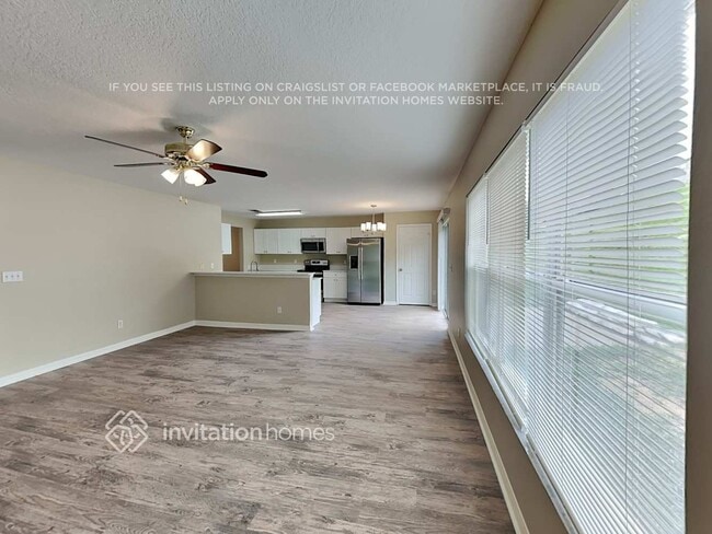 Foto del edificio - 606 Skyridge Rd