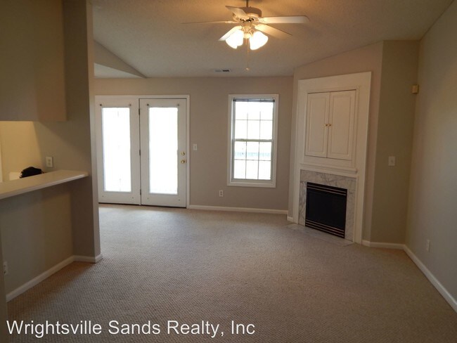 Foto del edificio - 2 br, 2 bath House - 805 March Court Unit K
