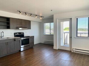 Interior Photo - The Hudson