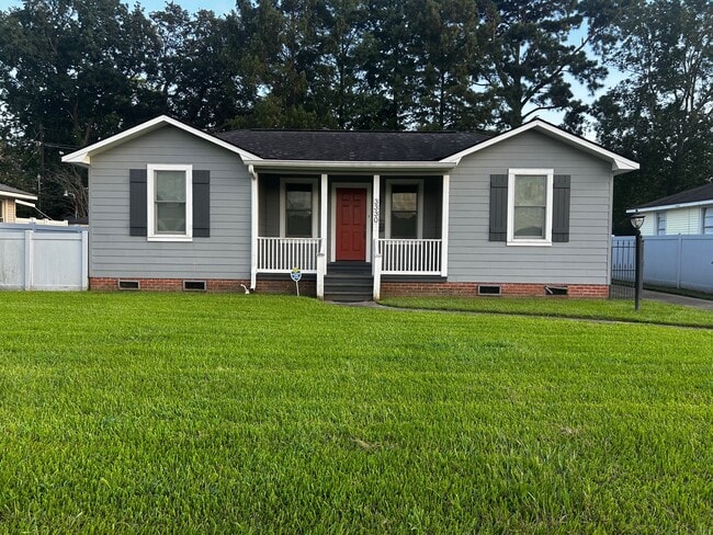 Photo - 3330 Claycut Rd House