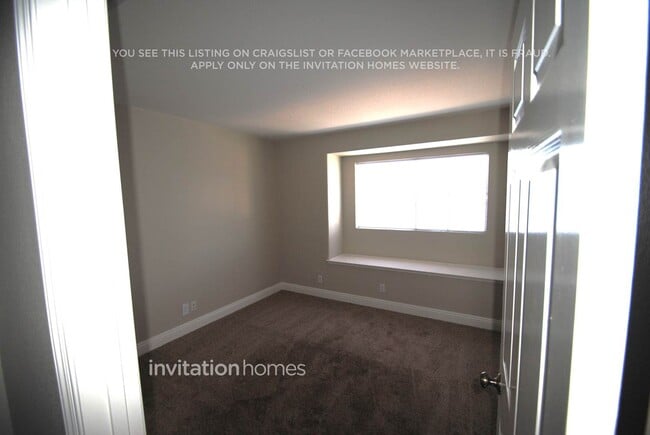 Building Photo - 2164 Glenview Terrace