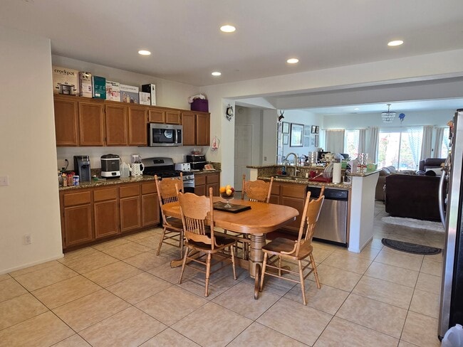 Building Photo - 1222 Palmas Ridge