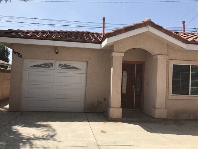 Building Photo - APT FRANCISQUITO