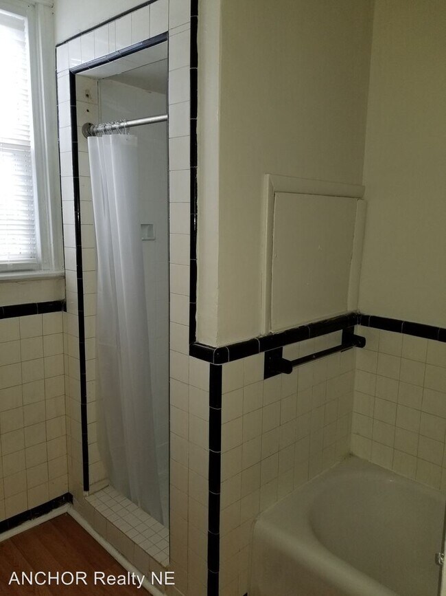 Building Photo - 4559 G St
