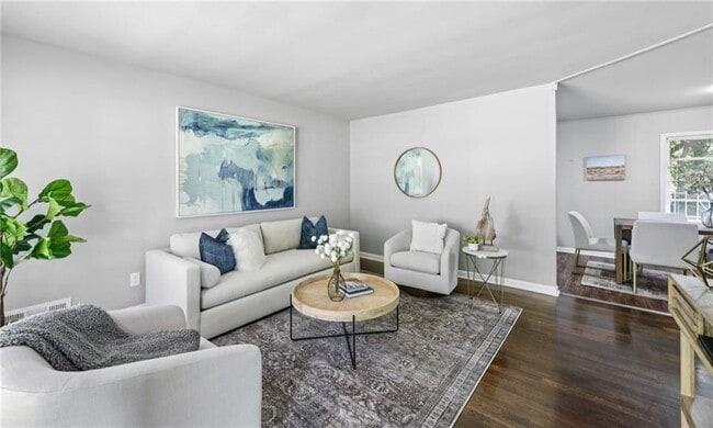 Building Photo - 3036 Will Rogers Pl SE