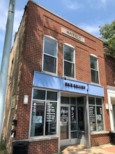 Building Photo - 1732 Sheridan Rd