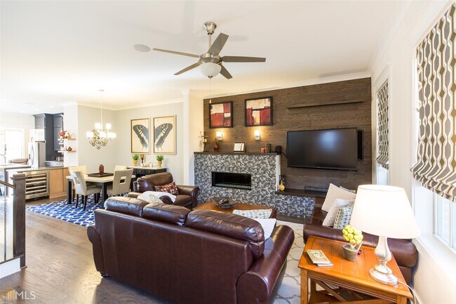 Building Photo - 3348 Turngate Ct