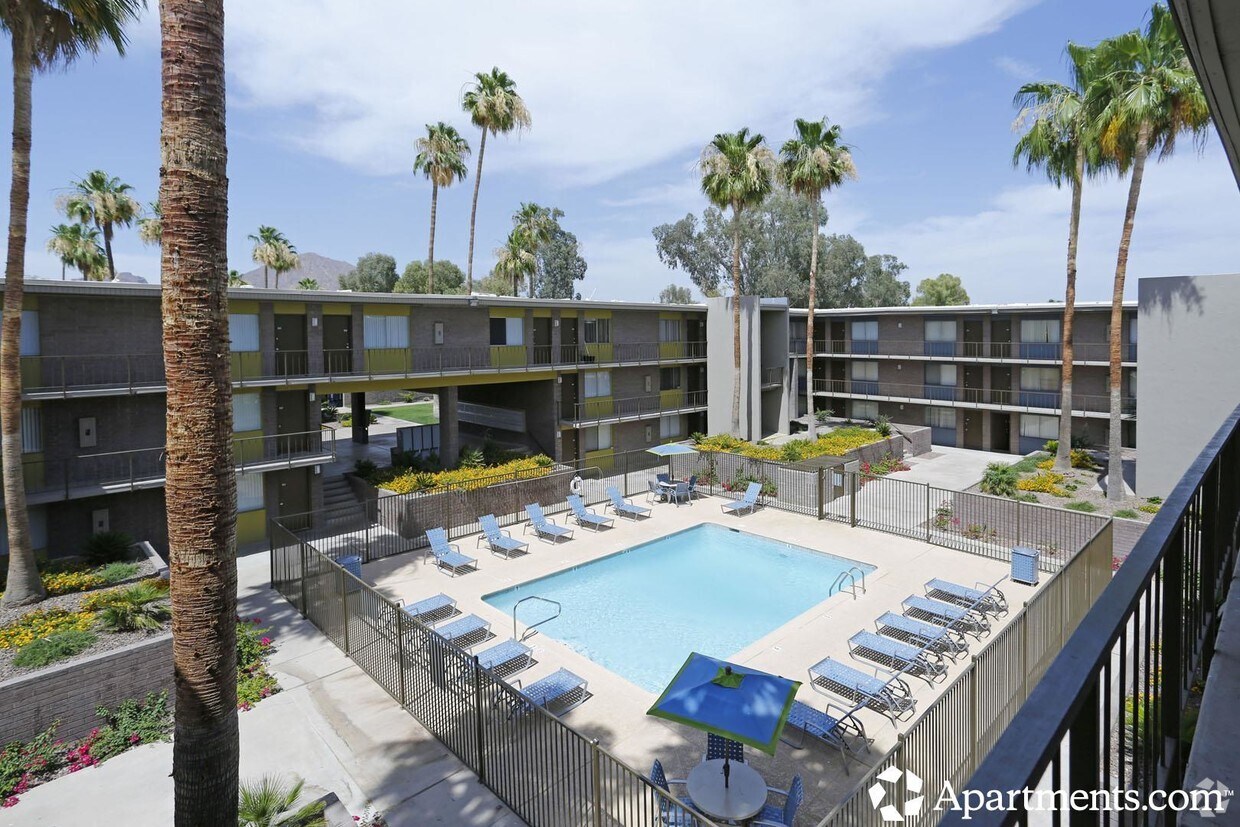 Arcadia On 49th Apartments Phoenix Az Pool Arcadia On 49th