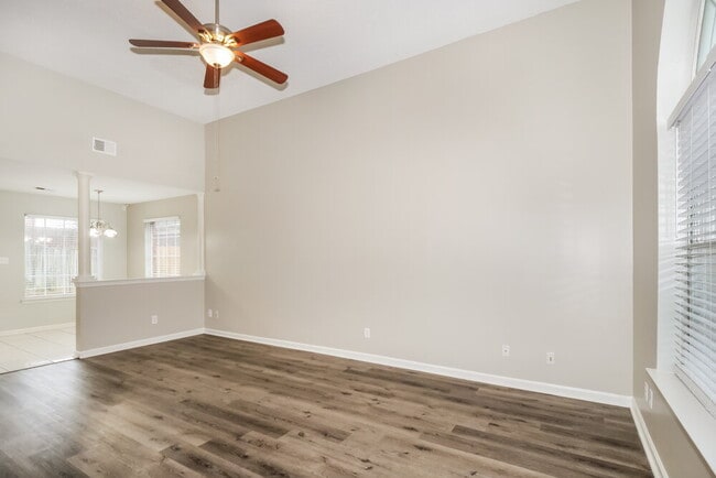 Building Photo - 1012 Spanish Trail Ln