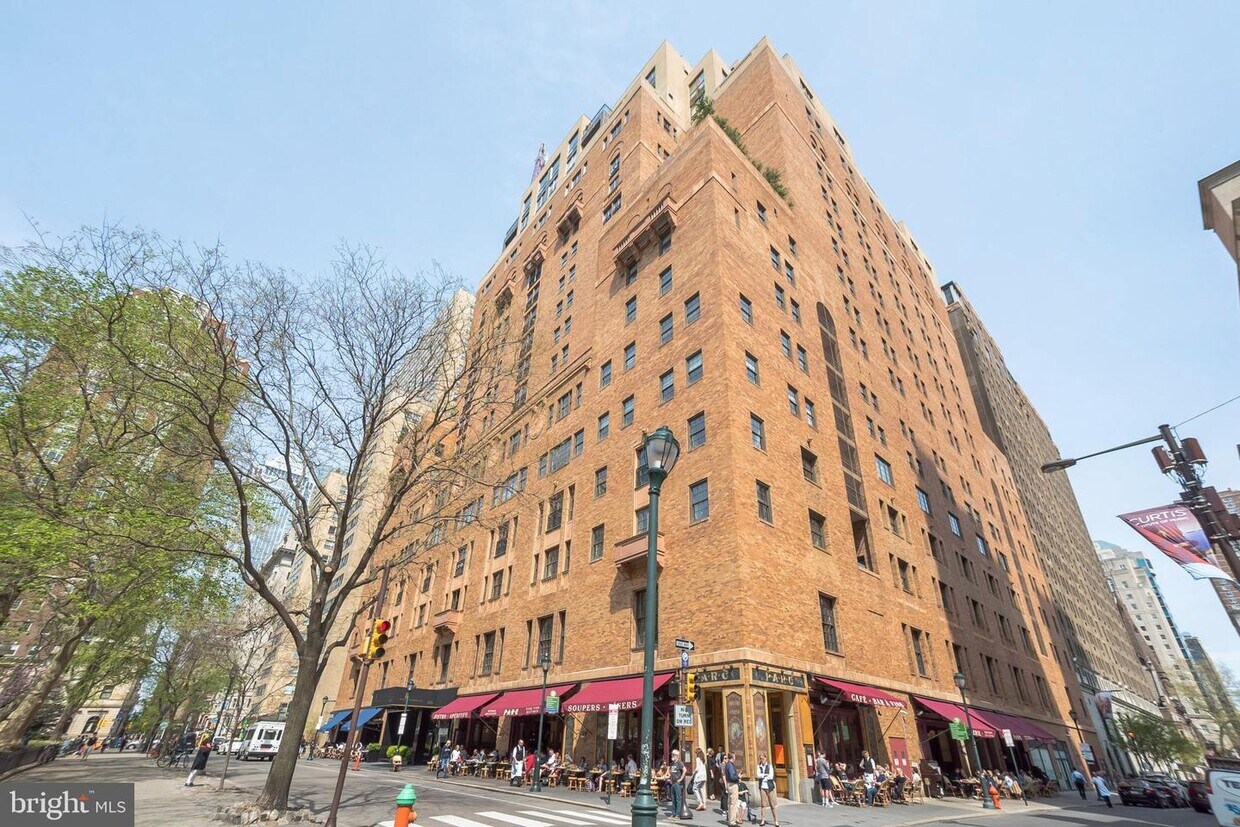 Foto principal - 219-29 S 18th St