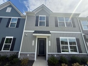 Building Photo - 11539 Nuckols Rd