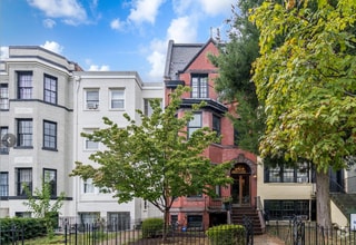 Building Photo - 1736 19th St NW