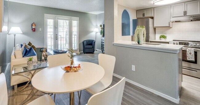 Foto del edificio - Mateo Apartment Homes