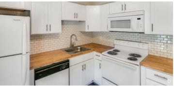 Building Photo - Creekwood Apartments