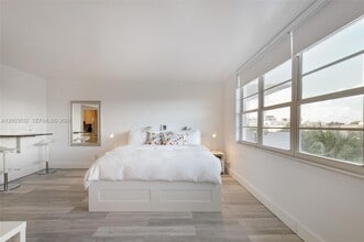 Building Photo - 100 Lincoln Rd