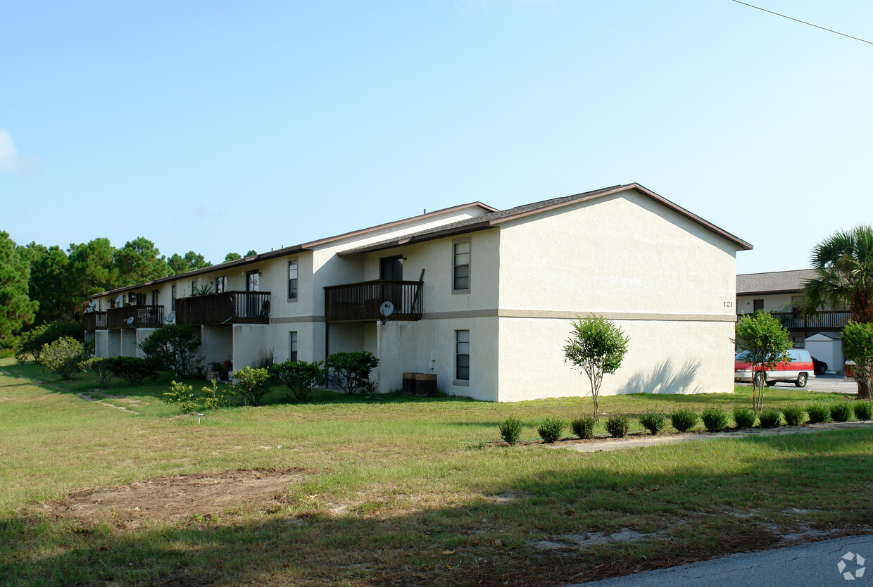 Foto del edificio - Edgewater Apartments