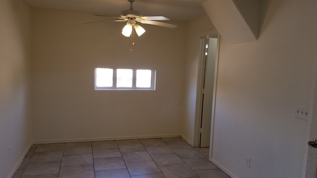 Foto principal - COZY AND AFFORDABLE UNIT ACROSS FROM CELEB...