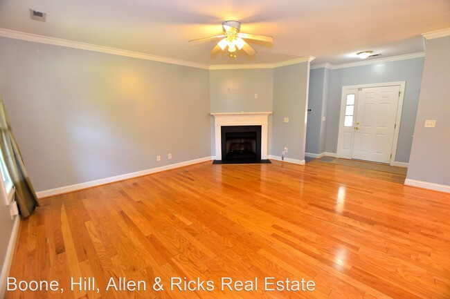 Building Photo - 3 br, 2 bath House - 4339 Lessie Trail