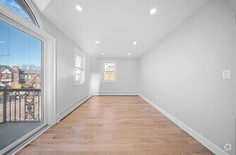 Building Photo - 170-6 Foch Blvd
