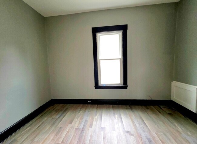 Foto del edificio - 3620 E 63rd St