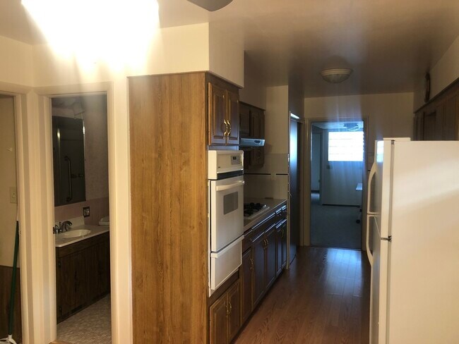 Foto del edificio - 10300 Pelham St