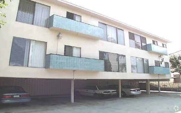 Primary Photo - 852 Lorraine Blvd