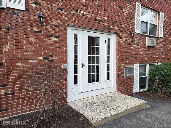 Building Photo - 1 br, 1 bath Condo - 24 Home Ct 5 Unit 5