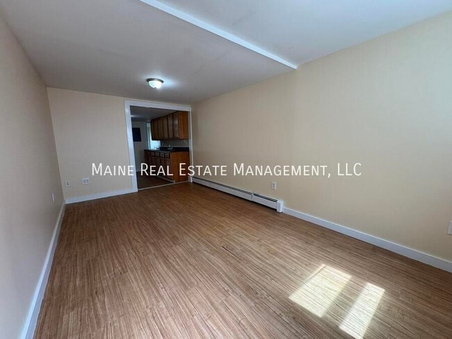 Foto del edificio - 206 Maine Ave