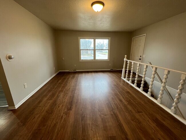 Foto del edificio - Duplex Home for Rent in Kentwood