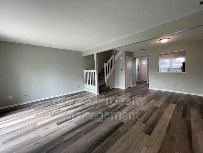 Building Photo - 5436 Evard Rd