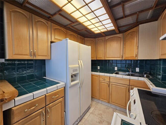 Foto del edificio - 2829 Indian Creek Dr