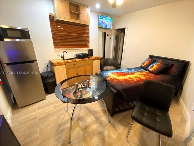 Foto del edificio - 5060 SW 43rd Terrace