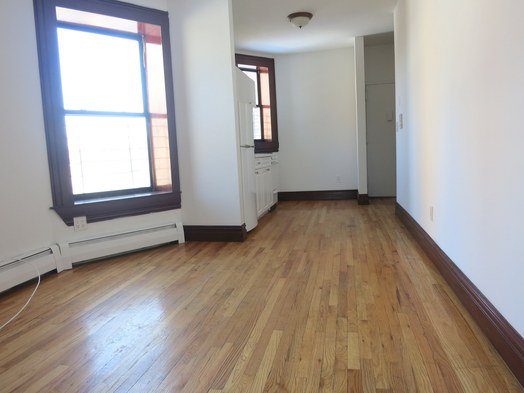 Building Photo - 2037 1st Ave
