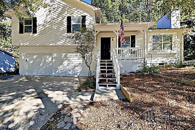 Building Photo - 8080 Sumit Creek Dr NW
