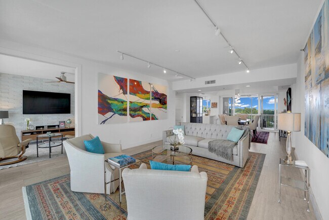 Foto del edificio - 4114 W Palm Aire Dr