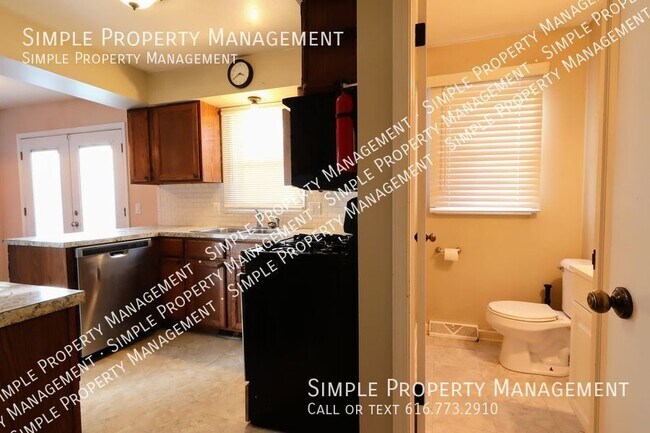 Building Photo - Charming 3 bedroom, 1.5 bathroom home with...