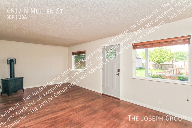 Building Photo - 4617 N Mullen St
