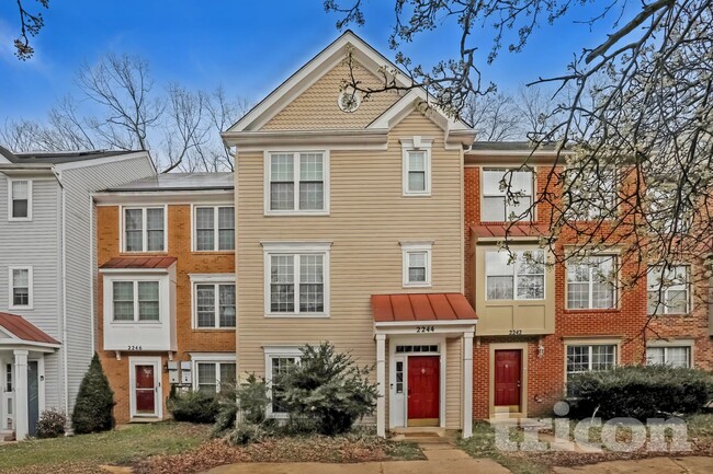 Building Photo - 2244 Commissary Cir