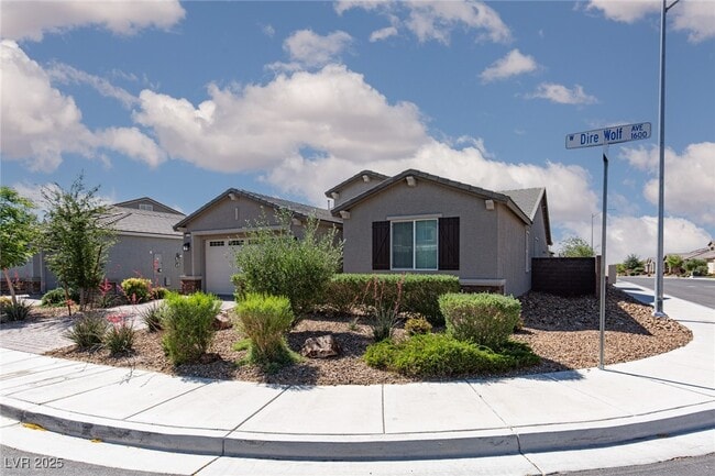 Building Photo - 1639 Dire Wolf Ave
