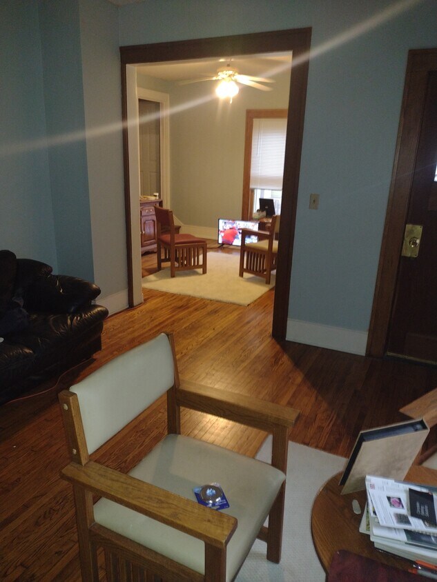 Great location, downtown Ames Iowa. - 712 Clark Ave