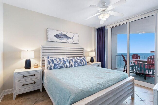 Foto del edificio - 455 E Beach Blvd