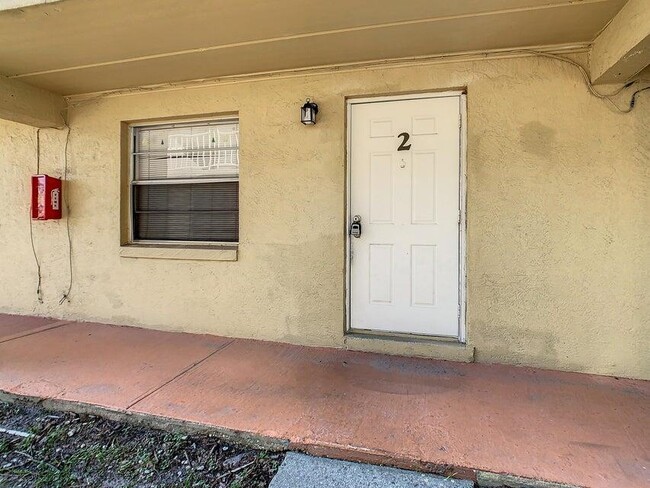 Building Photo - 714 Michigan Ct