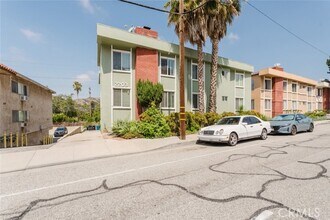 Building Photo - 2203 N Verdugo Rd
